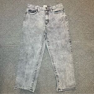 Universal Thread Vintage Straight Jeans Womens Size 12/25 Gray Denim Cropped